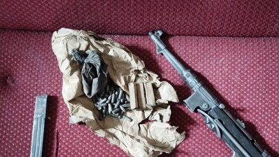 ​Pistolet maszynowy ukryty w dachu. Leżał tam od II wojny światowej