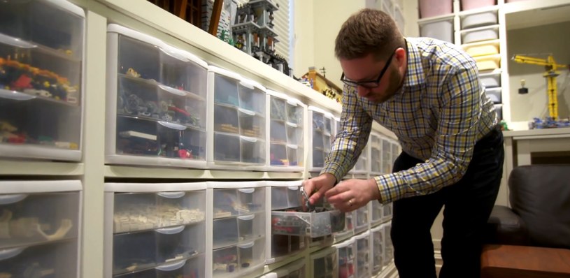 Piwnica Jeffreya to wbrew pozorom nie tylko szuflady pełne klocków LEGO. Pomieszczenie to skrywa w sobie znacznie wiecej tajemnic /YouTube