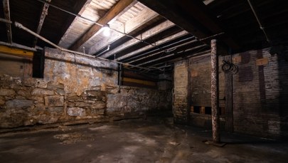 Piwnica rodem z horroru. Tak Rosjanie przetrzymują... Rosjan