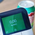 Piwo 0 proc. i za kierownicę? Kierowcy nie pamiętają o jednym szczególe