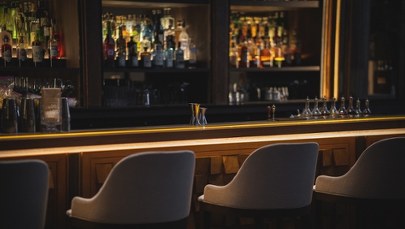 ​Piwo za 8 zł, wino od 45 zł. Szczegóły cennika w sejmowym barze