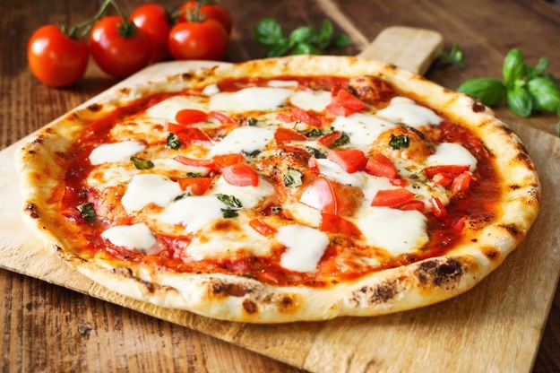 Pizza margherita na zdjęciu ilustracyjnym /Shutterstock