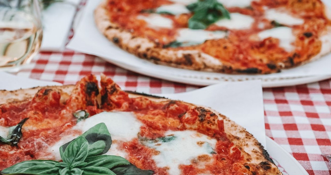 Pizza to jedno z najbardziej znanych włoskich dań. /Ezra Gezyor /Canva Pro