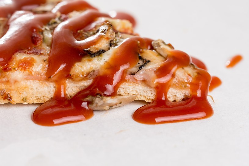 Pizza z ketchupem? Dla Polaków to żaden problem, dla Amerykanów - nieporozumienie /123RF/PICSEL
