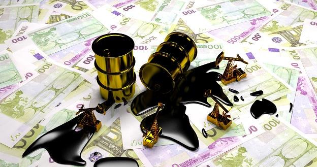 PKN Orlen kupił 130 tys. ton ropy naftowej z ZEA /&copy;123RF/PICSEL