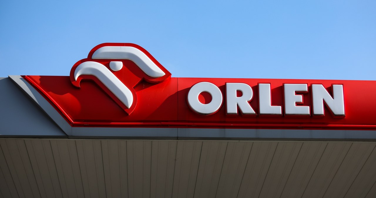 PKN Orlen szuka producenta napojów energetycznych /123RF/PICSEL