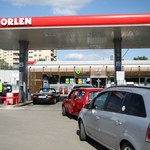 PKN Orlen zawyżał ceny paliw? "Zabezpieczyliśmy interesy Polaków"