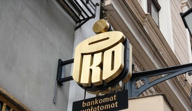 PKO BP ostrzega klientów. Jeśli potrzebujesz, pieniądze wypłać w niedzielę