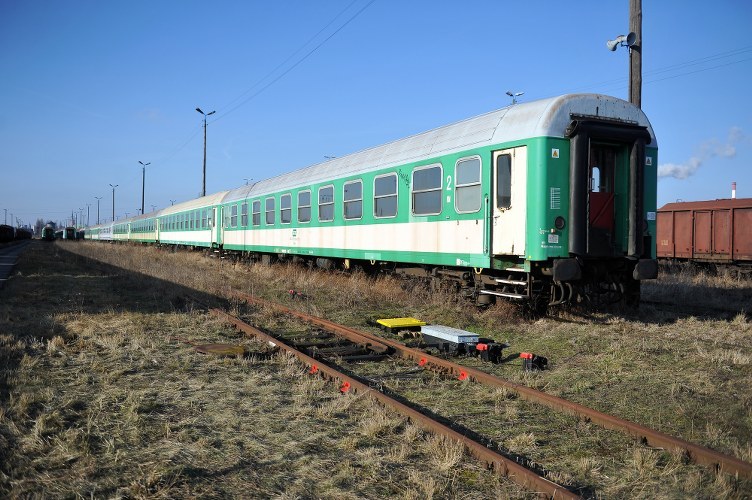 PKP Intercity sprzedaje na wagę stare wagony /Michał Fit /RMF FM