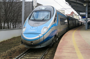 PKP Intercity. Ten sam utwór Fryderyka Chopina w pociągach Pendolino. Posłowie Polski 2050 chcą zmian