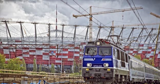 PKP Intercity w okolicach stacji kolejowej Warszawa Stadion. Fot. Andrzej Stawiński /Reporter