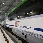 ​PKP Intercity znosi obowiązek rezerwacji miejsc w części pociągów