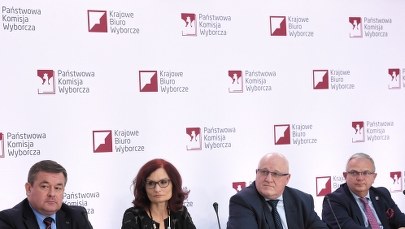 PKW: Frekwencja przekroczyła 54 procent