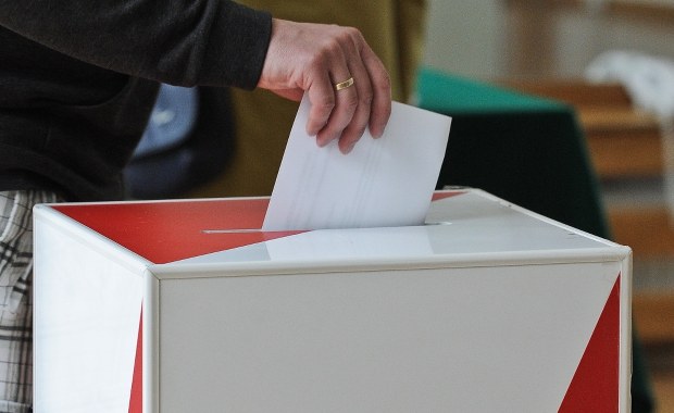 PKW: Wyniki wyborów mogą być znane w poniedziałek wieczorem
