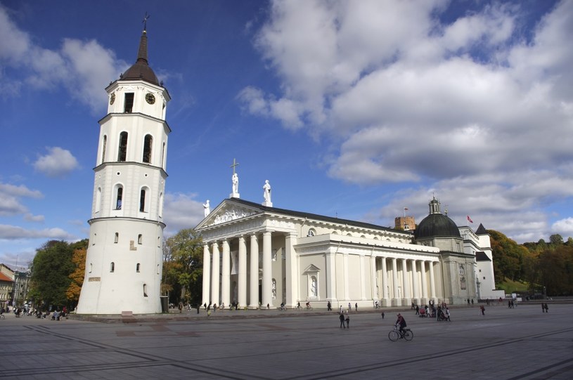 Plac Katedralny w Wilnie /123RF/PICSEL