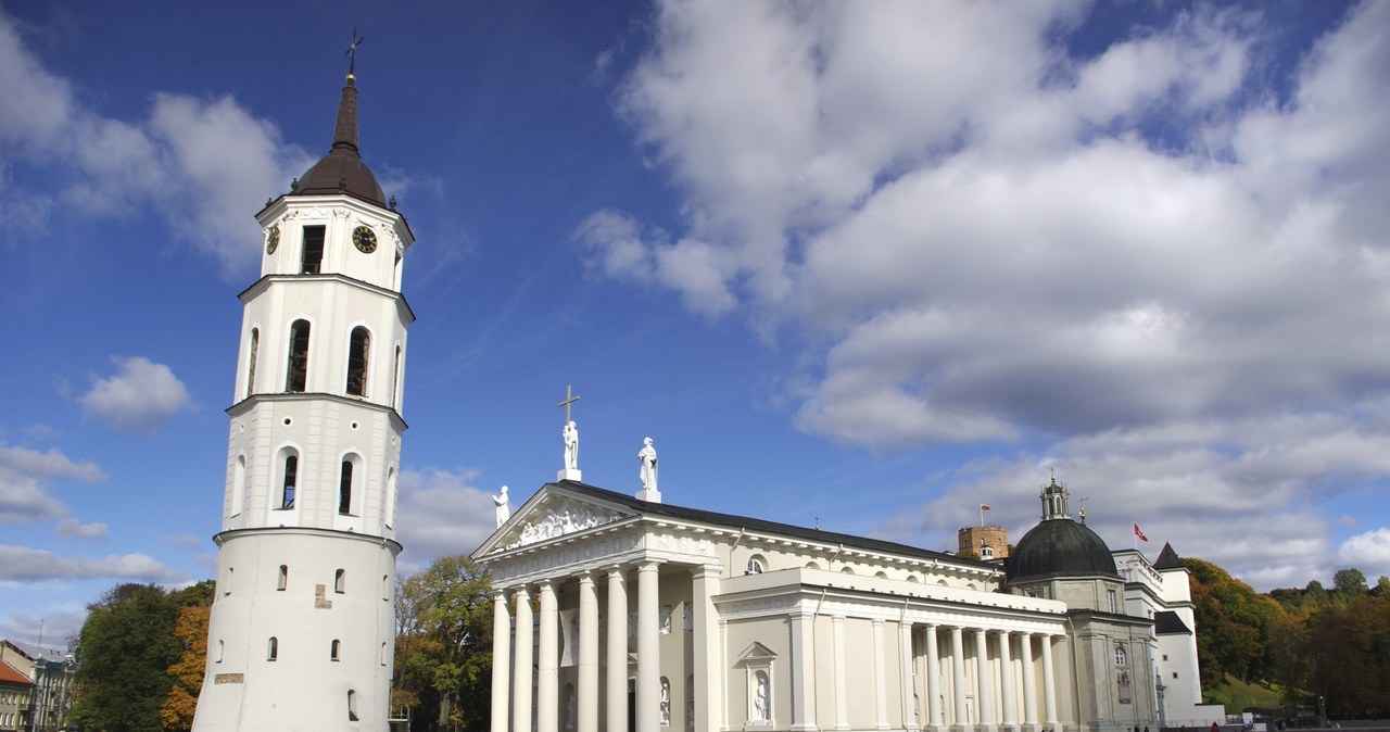 Plac Katedralny w Wilnie /123RF/PICSEL