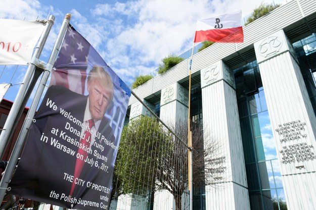 Plac Krasińskich przygotowywany na wizytę Donalda Trumpa /PAP/Marcin Kmieciński /PAP