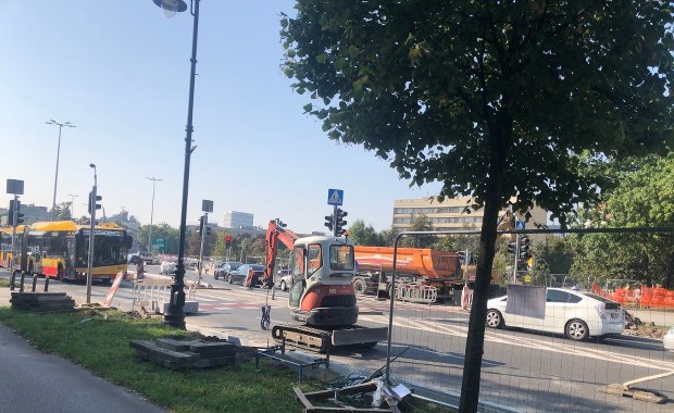 Plac Na Rozdrożu. Utrudnienia dla kierowców   