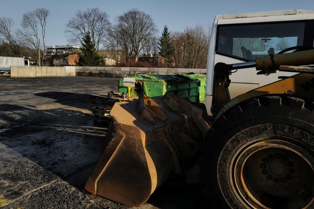 Plac na terenie MPO Łódź, gdzie powinien być składowany węgiel z rządową dopłatą do dystrybucji dla mieszkańców miasta /lodz.pl /Materiały prasowe