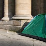 Płacą migrantom 900 euro za opuszczenie kraju. Kwota ma niebawem znacząco wzrosnąć