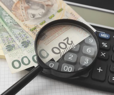Płaca minimalna w 2026 roku wzrośnie o 400 zł? Takie warianty są na stole