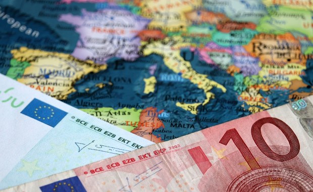 Płaca minimalna w UE. Zobacz, gdzie plasuje się Polska 