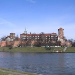 Płace: Kraków wystaje ponad Polskę