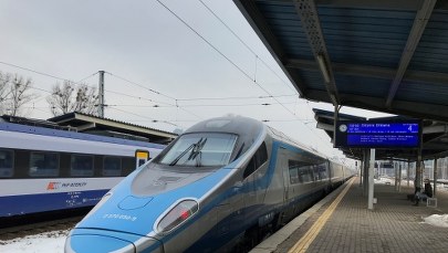 Płacili za Pendolino, jadą starymi wagonami. "PKP InterCity nie będzie zaburzał cyklu sprzedaży" 