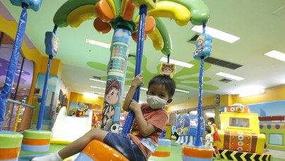 Płacz, lęk przed ciemnością, ucieczka w internet. Włosi zbadali dzieci po kwarantannie 