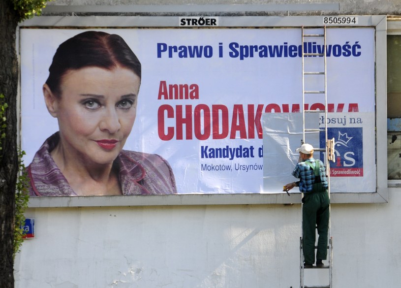 Plakat wyborczy Anny Chodakowskiej /Wlodzimierz Wasyluk/ /Agencja FORUM