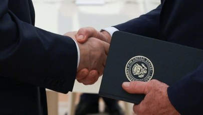 Plan pokojowy czy biznesowy? "Churchill i Reagan przewracają się w grobach"