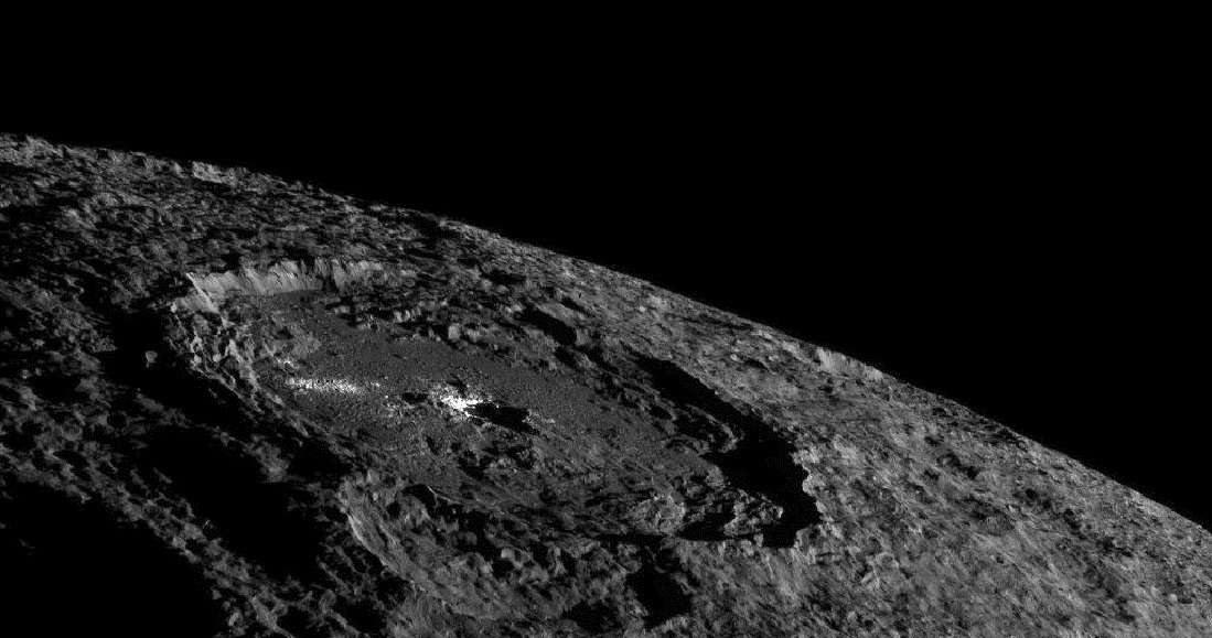 Planeta karłowata Ceres jest bogata w związki organiczne /NASA