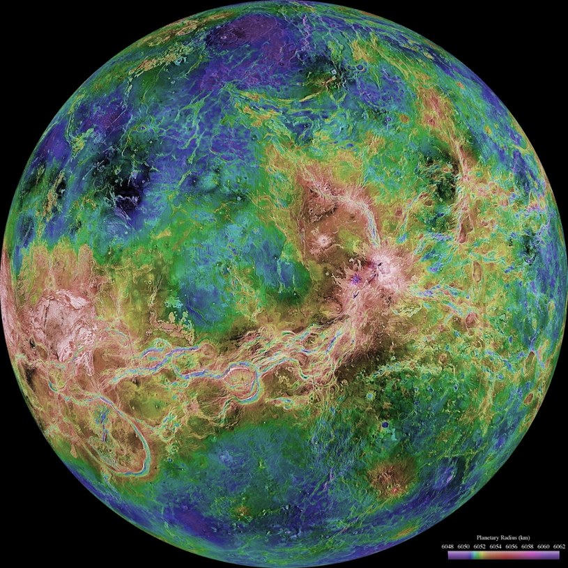 Planeta Wenus wydawała się tropikalnym rajem, lecz okazała się kipiącym siarką, spowitym czerwonawą poświatą piekłem... /East News
