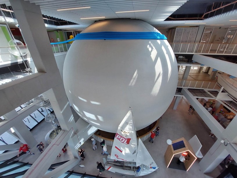 Planetarium w MCN robi wrażenie. Mieści się w gigantycznej betonowej kuli /Karol Kubak /archiwum prywatne
