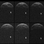 Planetoida 1998 QE2 ma swój własny księżyc