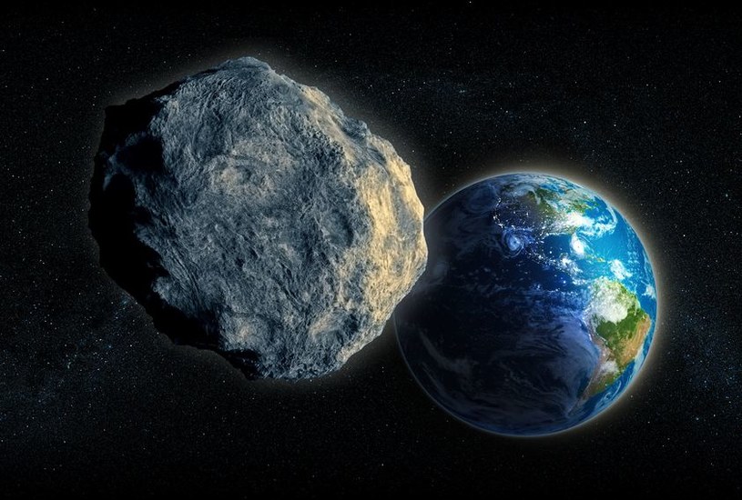 Planetoida 2014 UF56 minie Ziemię o około 165 tysięcy kilometrów. /123RF/PICSEL