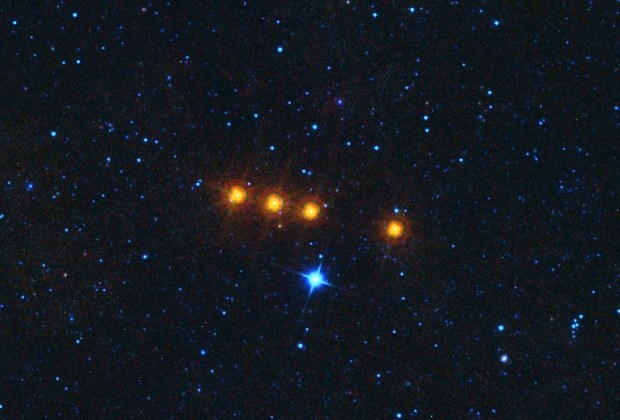 Planetoida (31)Euphrosyne - zdjęcie przedstawia ruch ciała niebieskiego na nieboskłonie /NASA