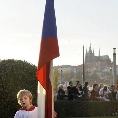 Planom rządu Petra Neczasa przeciwna jest czeska opozycja /AFP