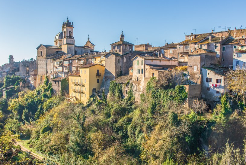 Planujecie wakacje we Włoszech? Właśnie wybrano najpiękniejszą miejscowość tego kraju /123RF/PICSEL
