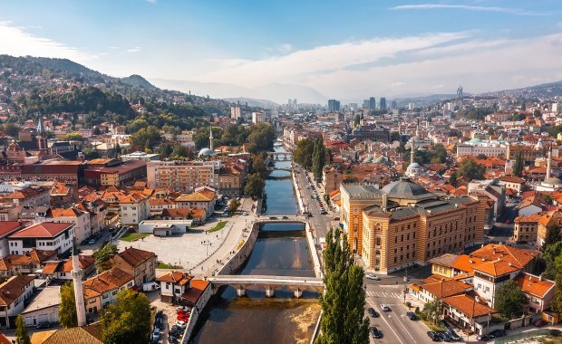 Planujesz city break w Europie? Oto najtańsze i najdroższe miasta