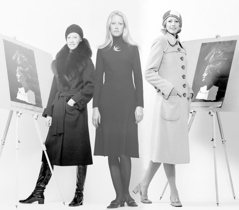 Płaszcze z kolekcji jesień-zima zaprezentowane przez Modę Polską w  1971 roku /Janusz Sobolewski / Forum /Agencja FORUM