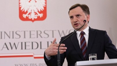 Platforma donosi do prokuratury na Ziobrę. Mówi o bezczynności ws. kościelnego raportu o pedofilii