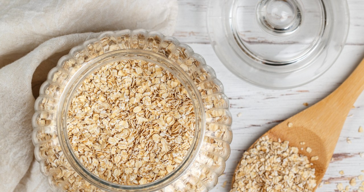 Płatki owsiane mają wyjątkowe właściwości dla skóry /123RF/PICSEL