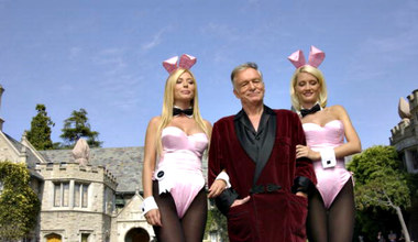 Playboy Mansion: Centrum seksu i biznesu na sprzedaż!