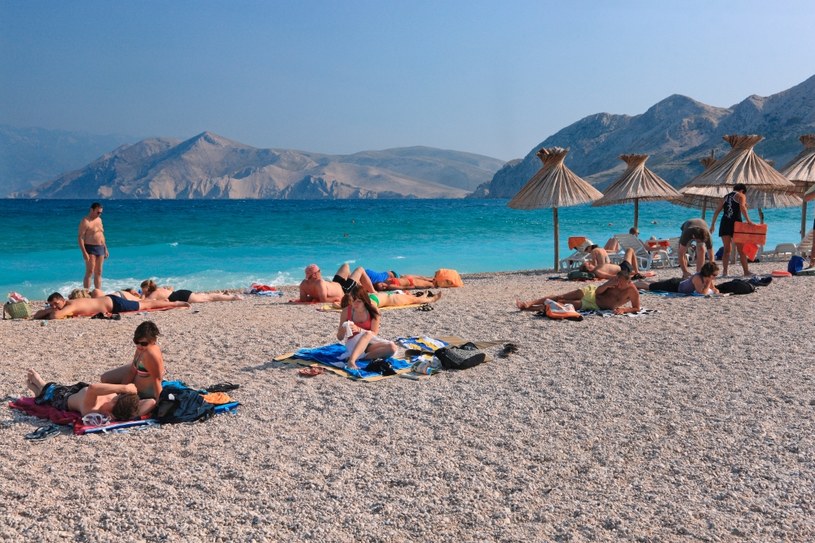 Plaża Baška jest jedną z najpiękniejszych w całej Chorwacji /Agencja FORUM