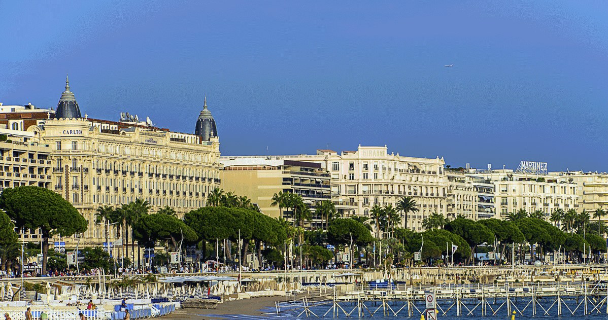 Plaża i promenada Croisette /123RF/PICSEL