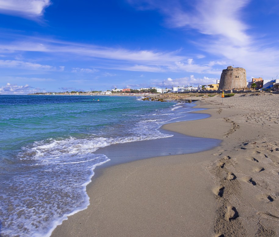 Plaża Torre Mozza w Salento /Shutterstock