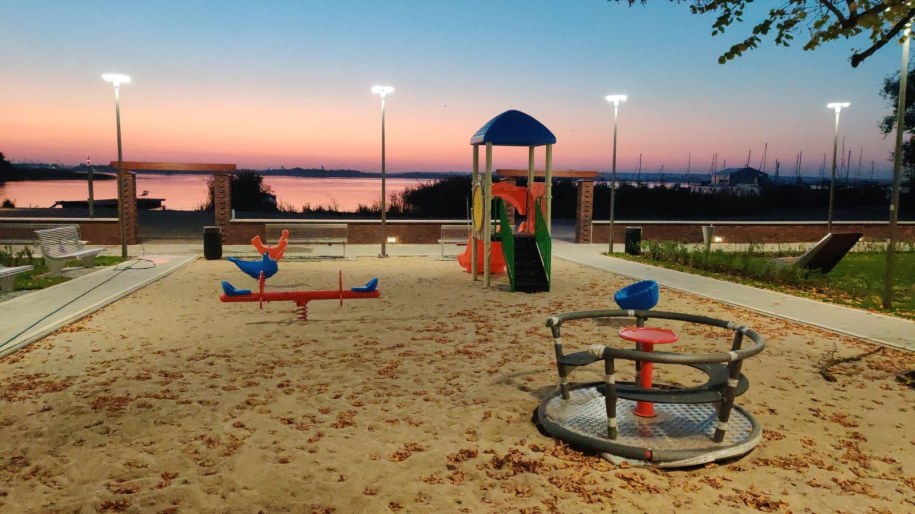 Plaża w Dąbiu znów jest otwarta. /Urząd Miasta Szczecin /