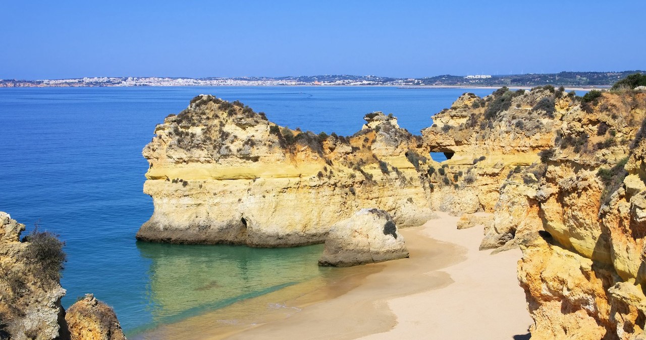 Plaże w Algarve na Południu Portugalii zachwycają naturalnym pięknem /123RF/PICSEL