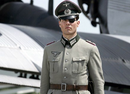 płk Stauffenberg w wydaniu filmowym, grany przez Toma Cruise /AFP